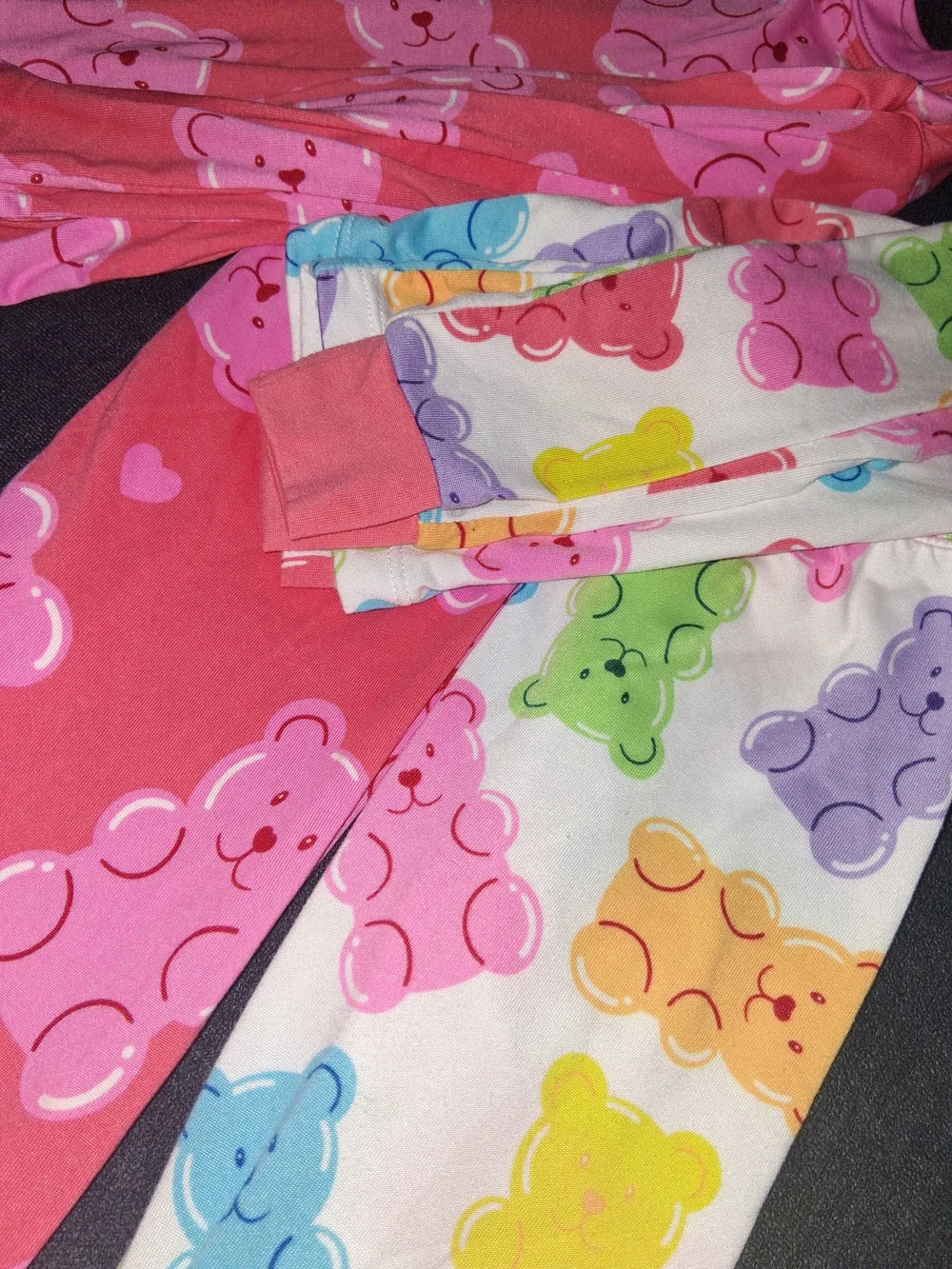 Kids Pink & Multicolor Bear Print Pajama Set - 2T